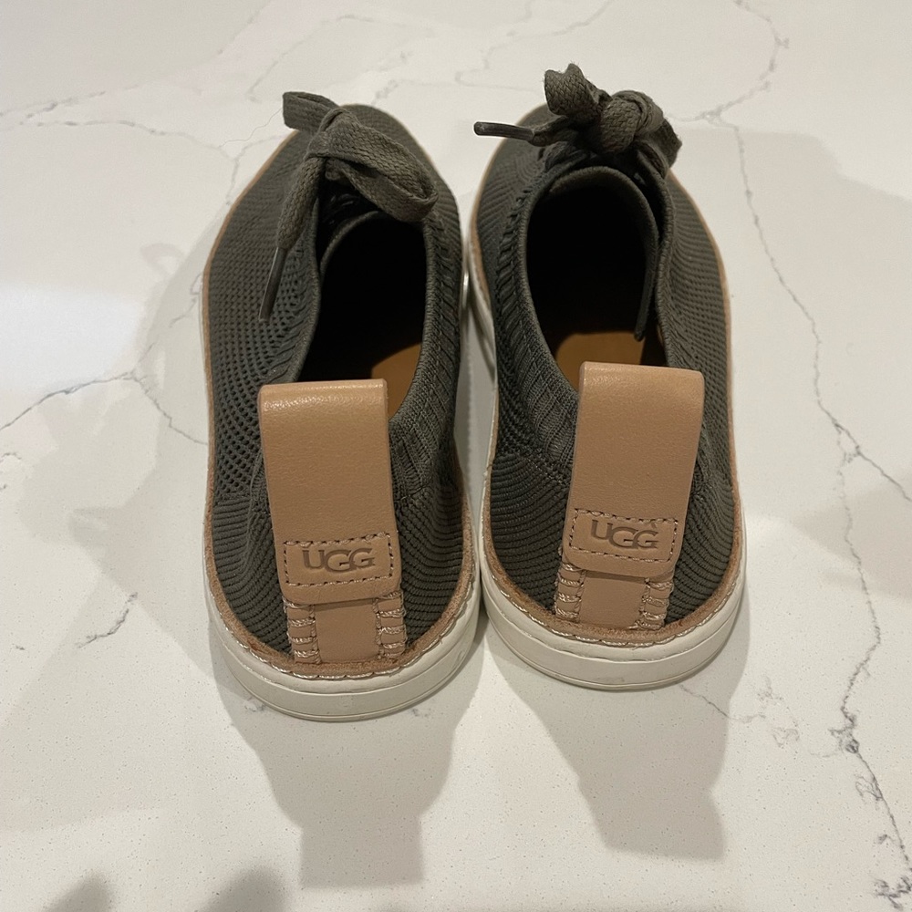 Ugg Boat Shoe - image 4